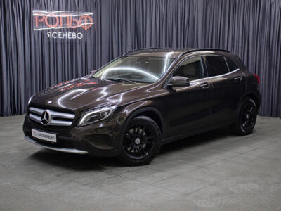 Lexus GLA